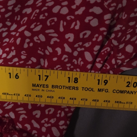 Mopogoss Chiffon Ruffle Dress Size Large Red and White Leopard Print Long Sleeve - Picture 10 of 13